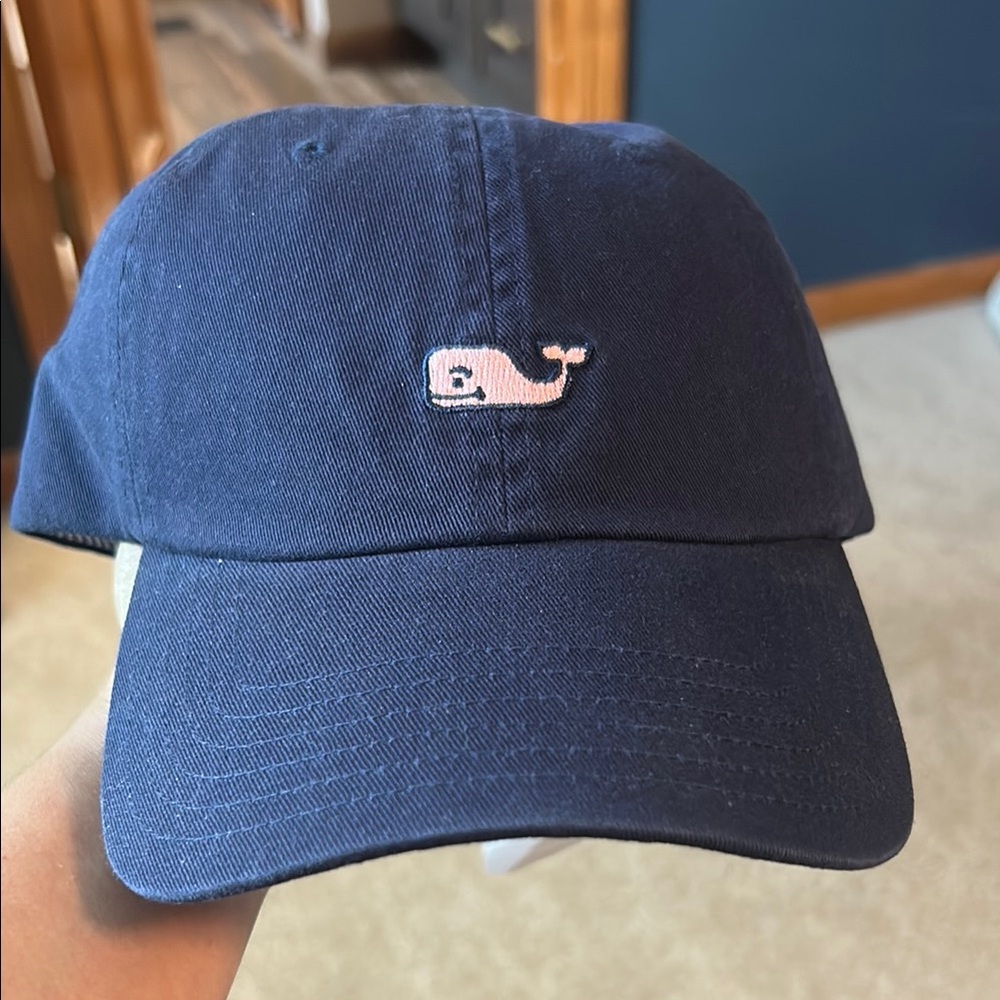 NWT Vineyard Vines Logo Hat